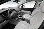 Peugeot 5008 2009 года
